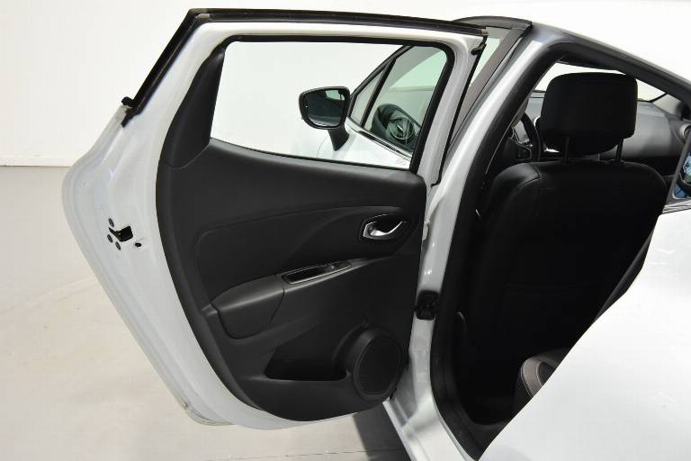 RENAULT Clio 36