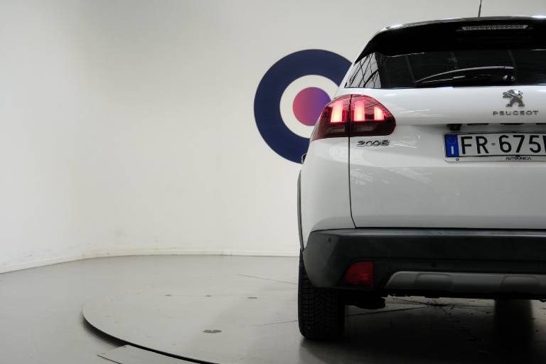 PEUGEOT 2008 48
