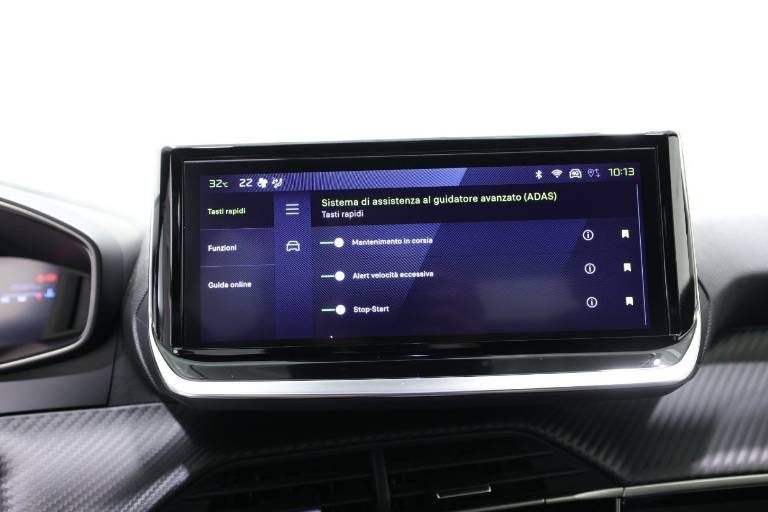 PEUGEOT 2008 26