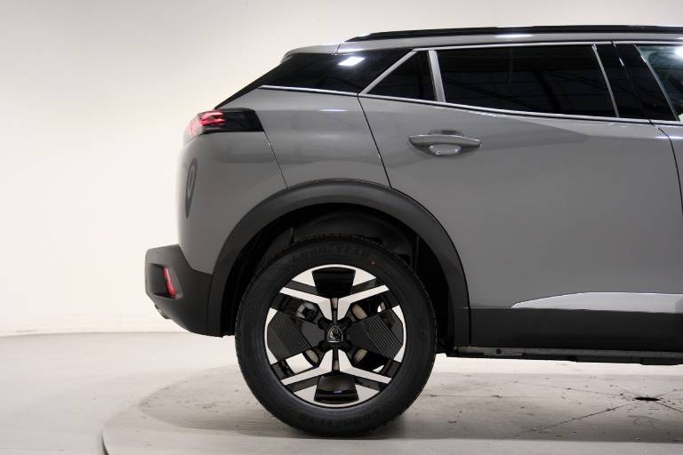 PEUGEOT 2008 49