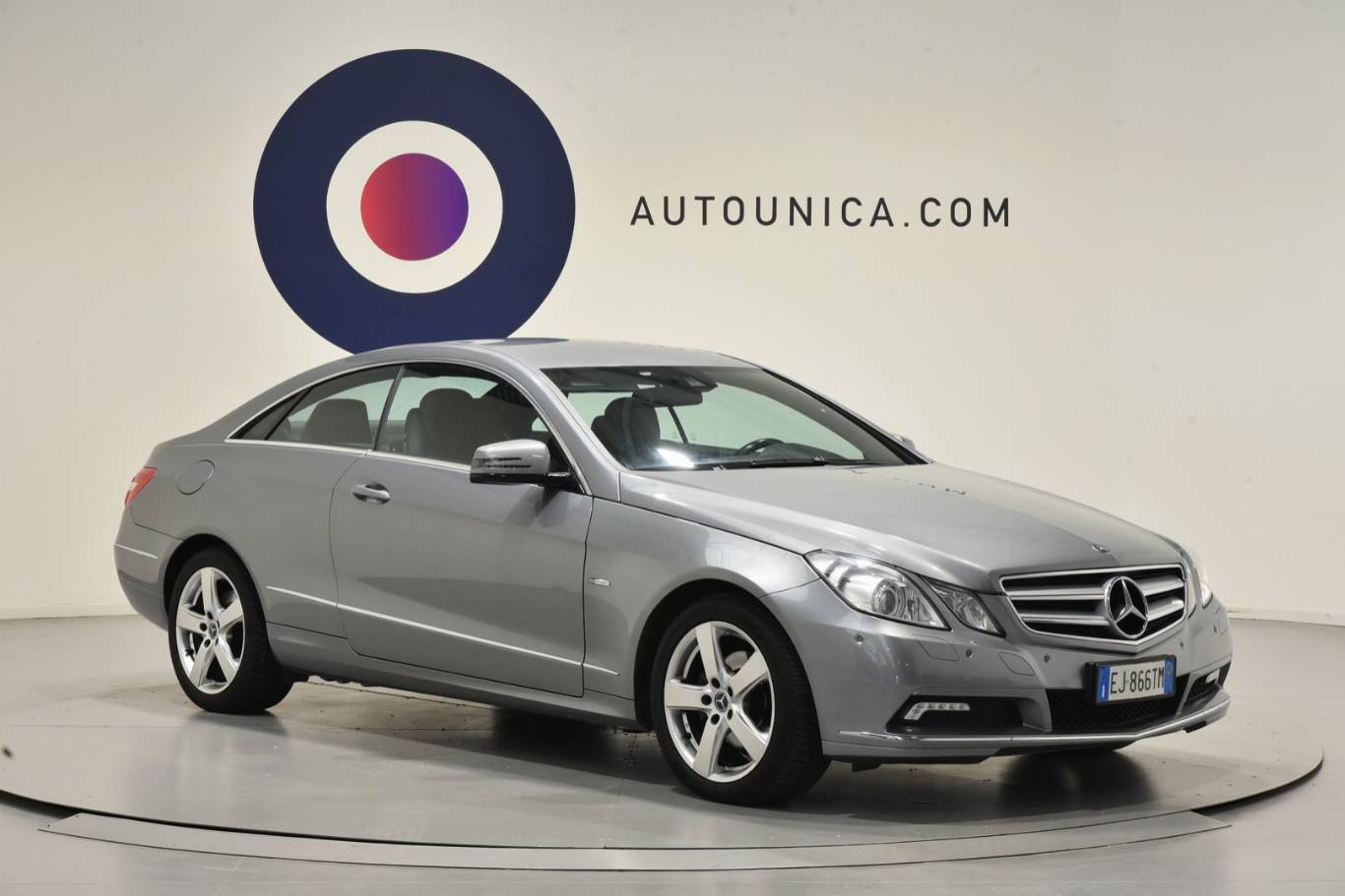 MERCEDES-BENZ E 220 27