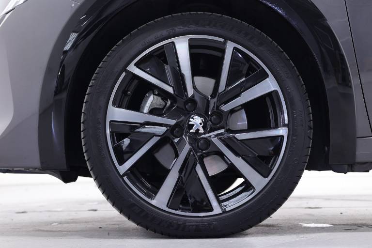 PEUGEOT 208 14