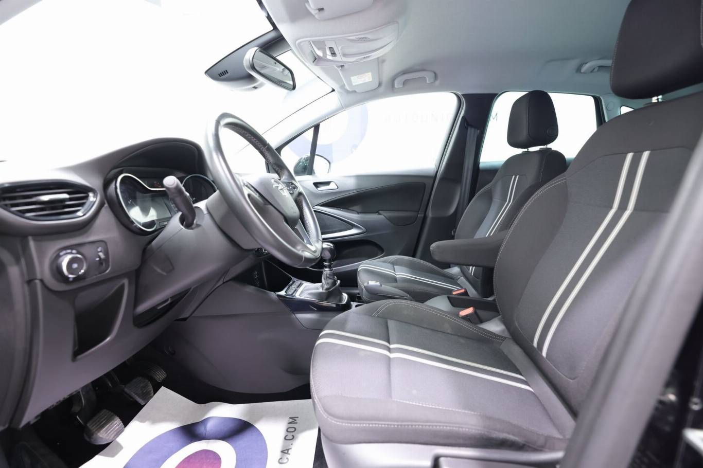 OPEL Crossland 16