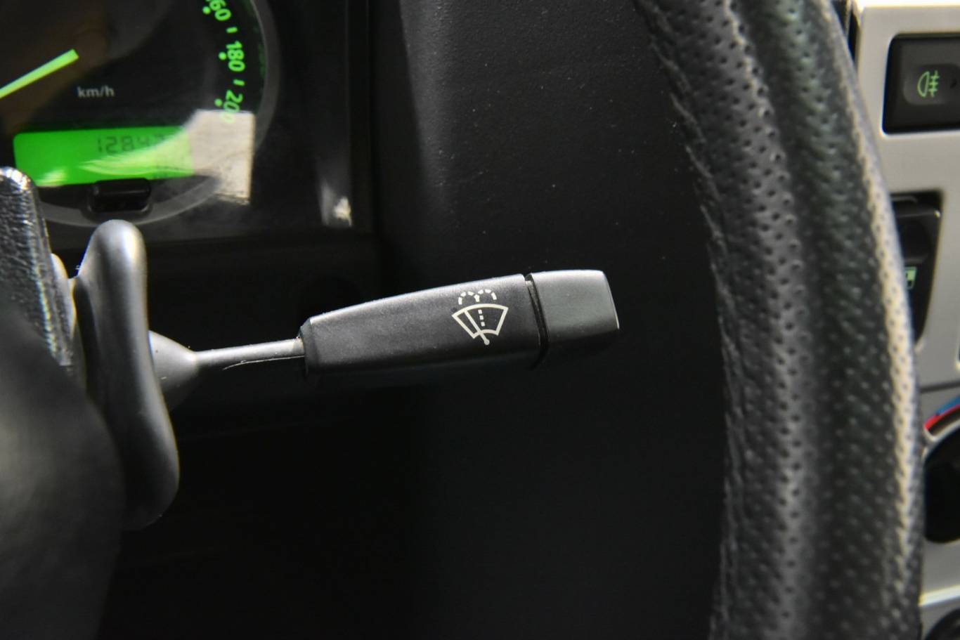 LAND ROVER Defender 25