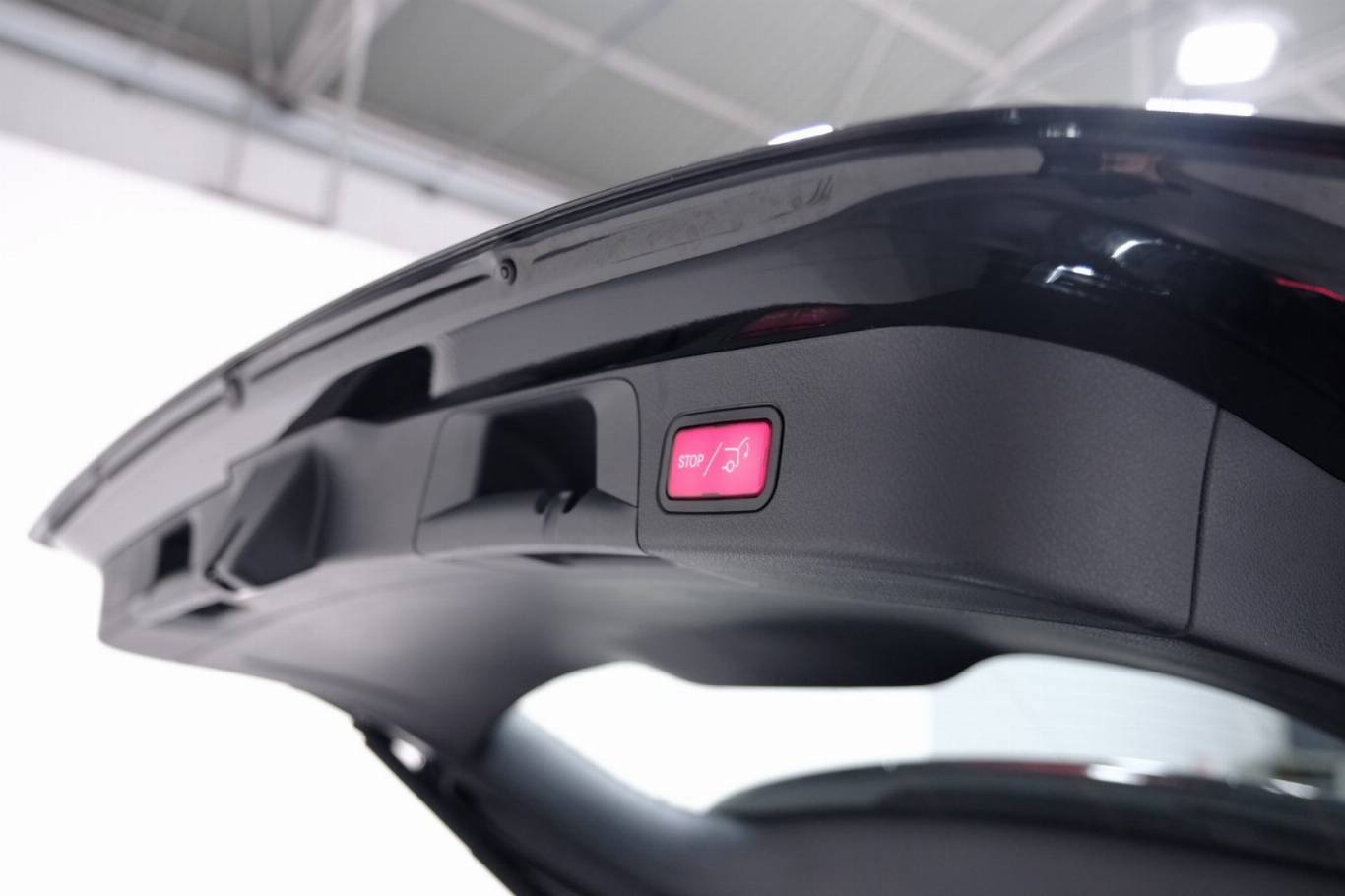 MERCEDES-BENZ GLB 200 60