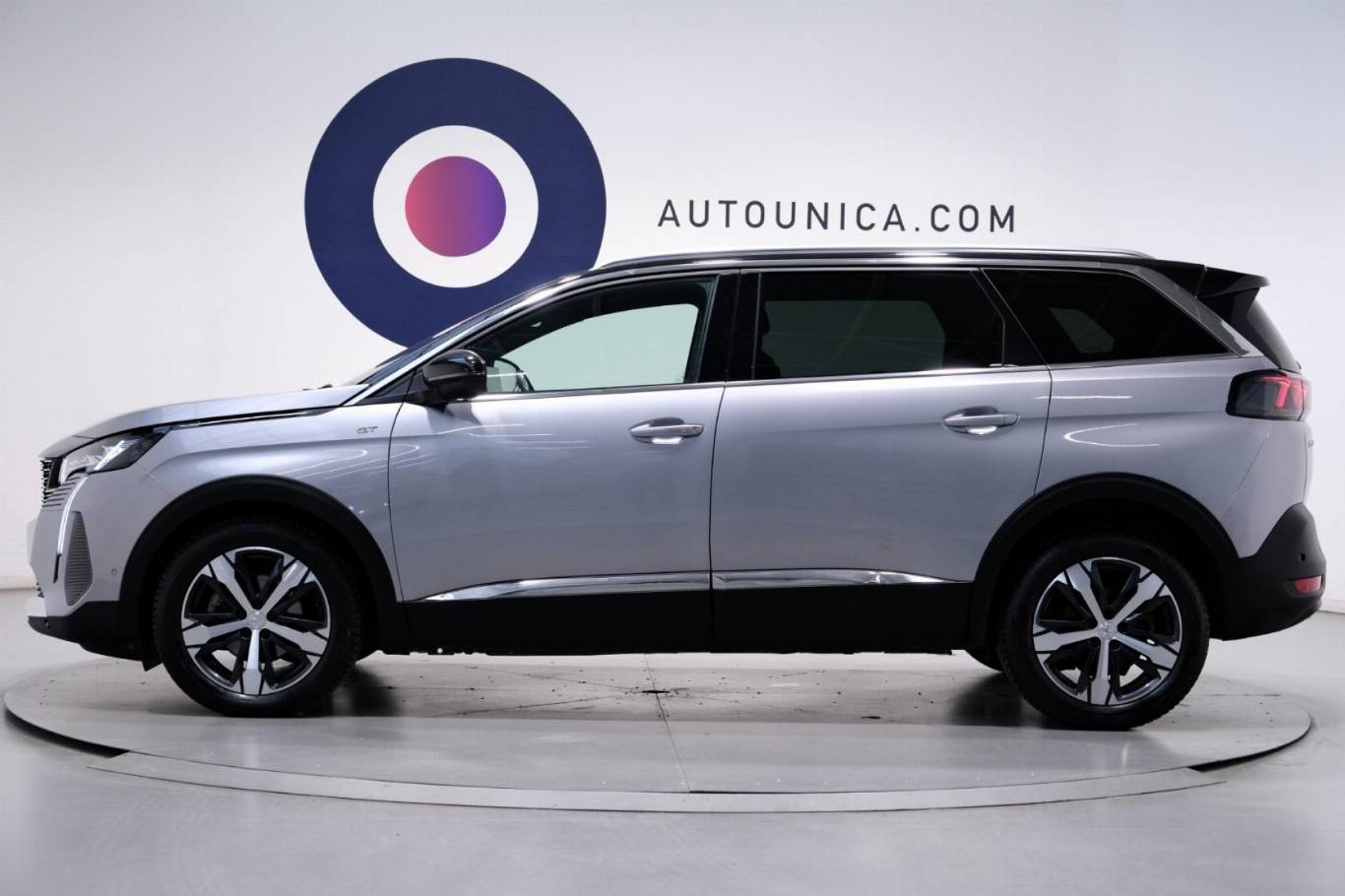 PEUGEOT 5008 15