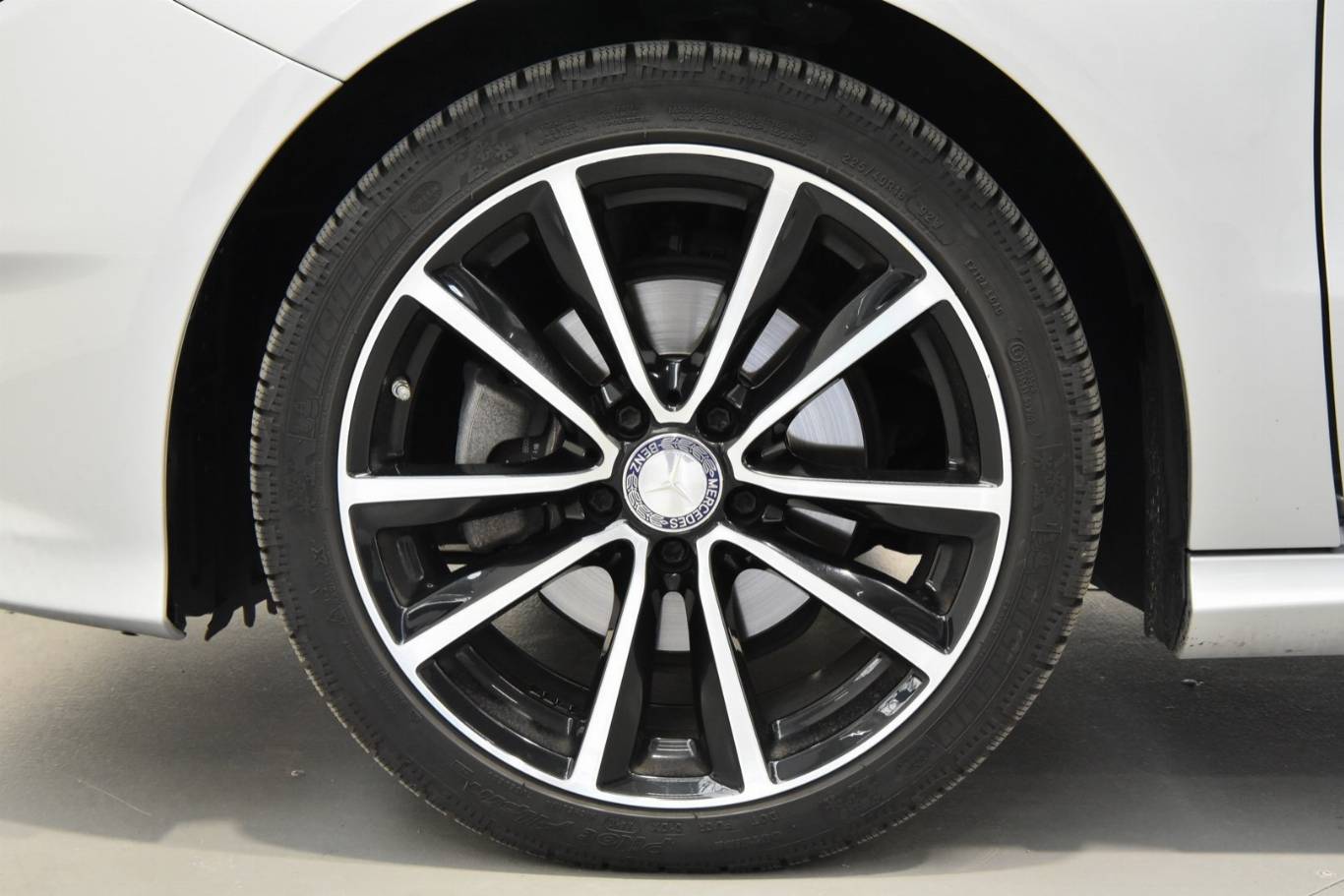 MERCEDES-BENZ B 200 32