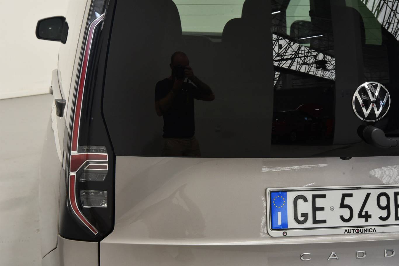 VOLKSWAGEN Caddy 34