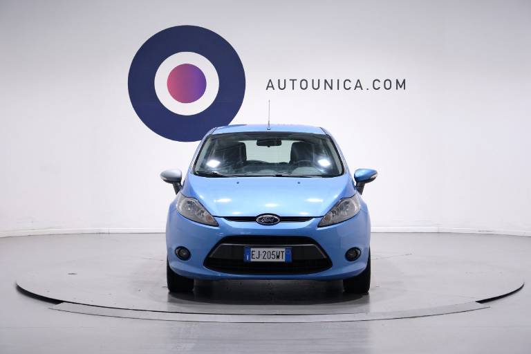 FORD Fiesta 2