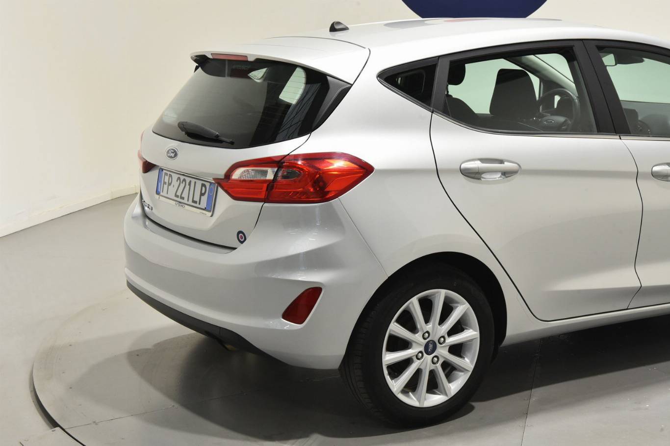 FORD Fiesta 18