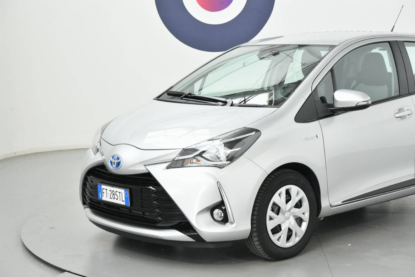 TOYOTA Yaris 14
