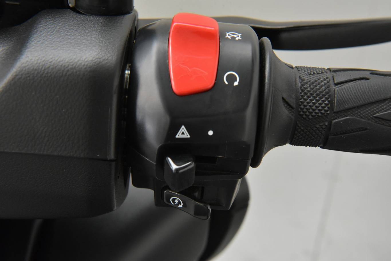 SUZUKI Burgman AN 400 20