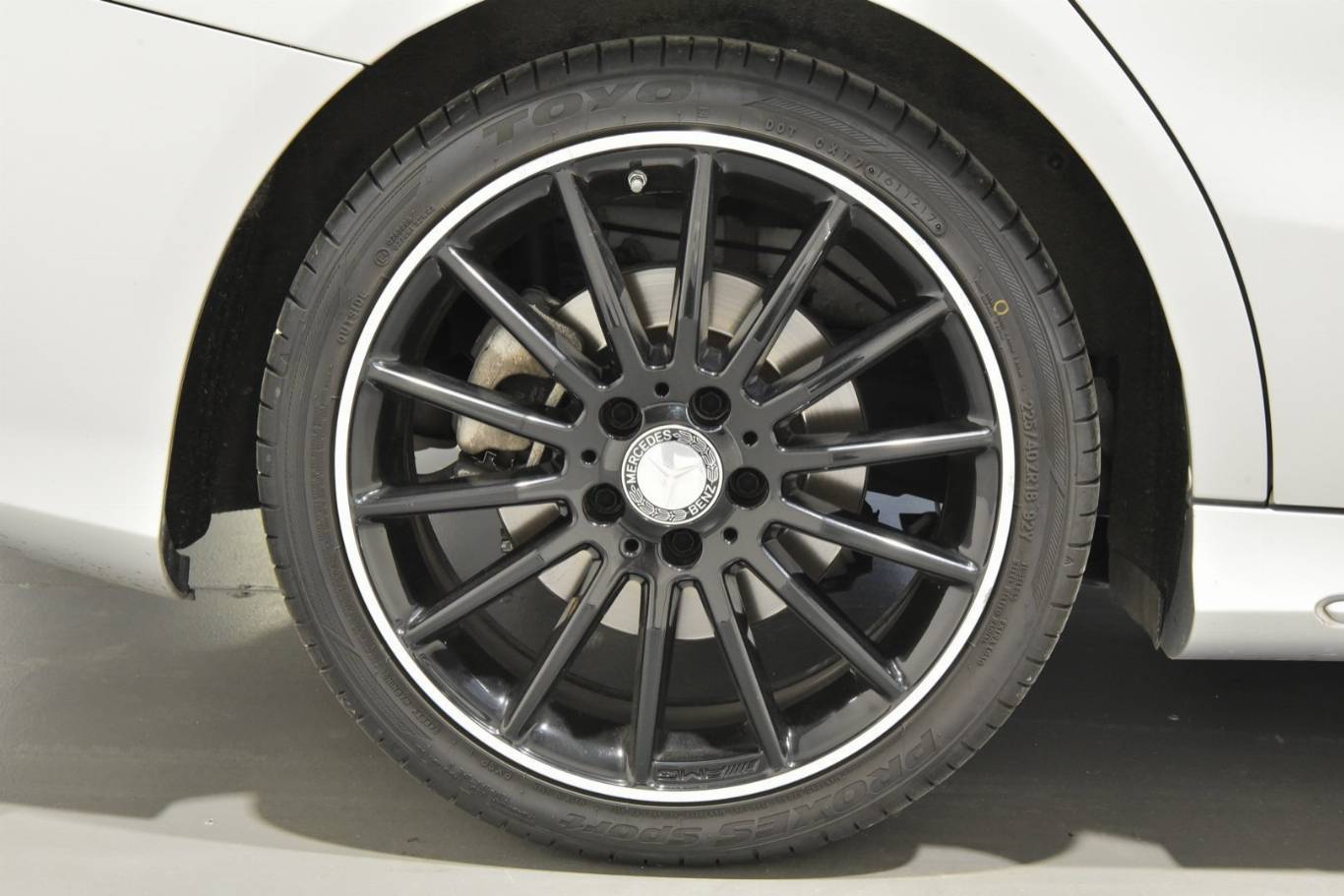 MERCEDES-BENZ CLA 220 35