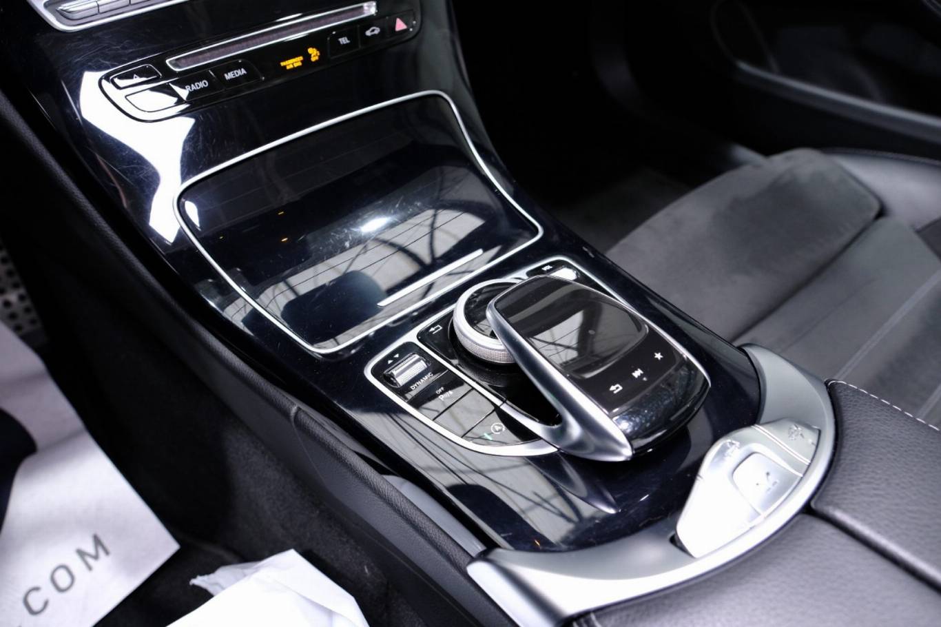 MERCEDES-BENZ C 220 28