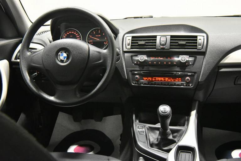 BMW 116 27