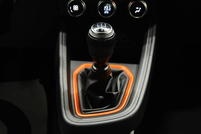 RENAULT Clio 10