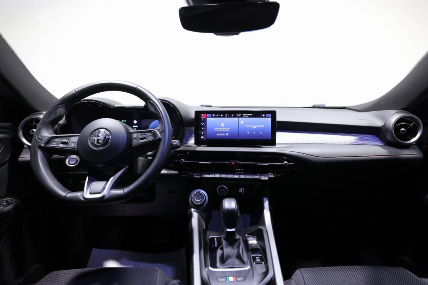 ALFA ROMEO Tonale 10