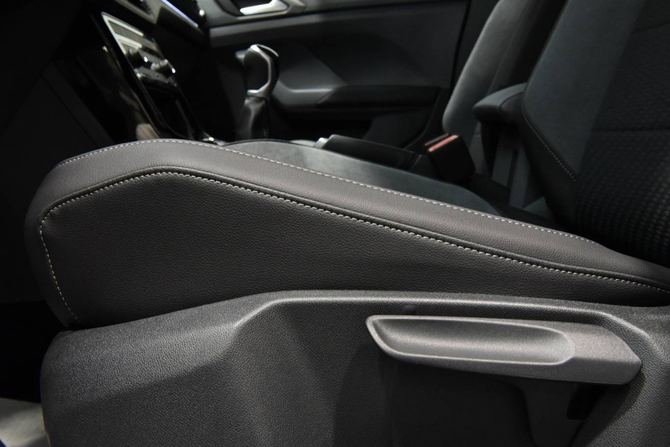 VOLKSWAGEN T-Cross 41