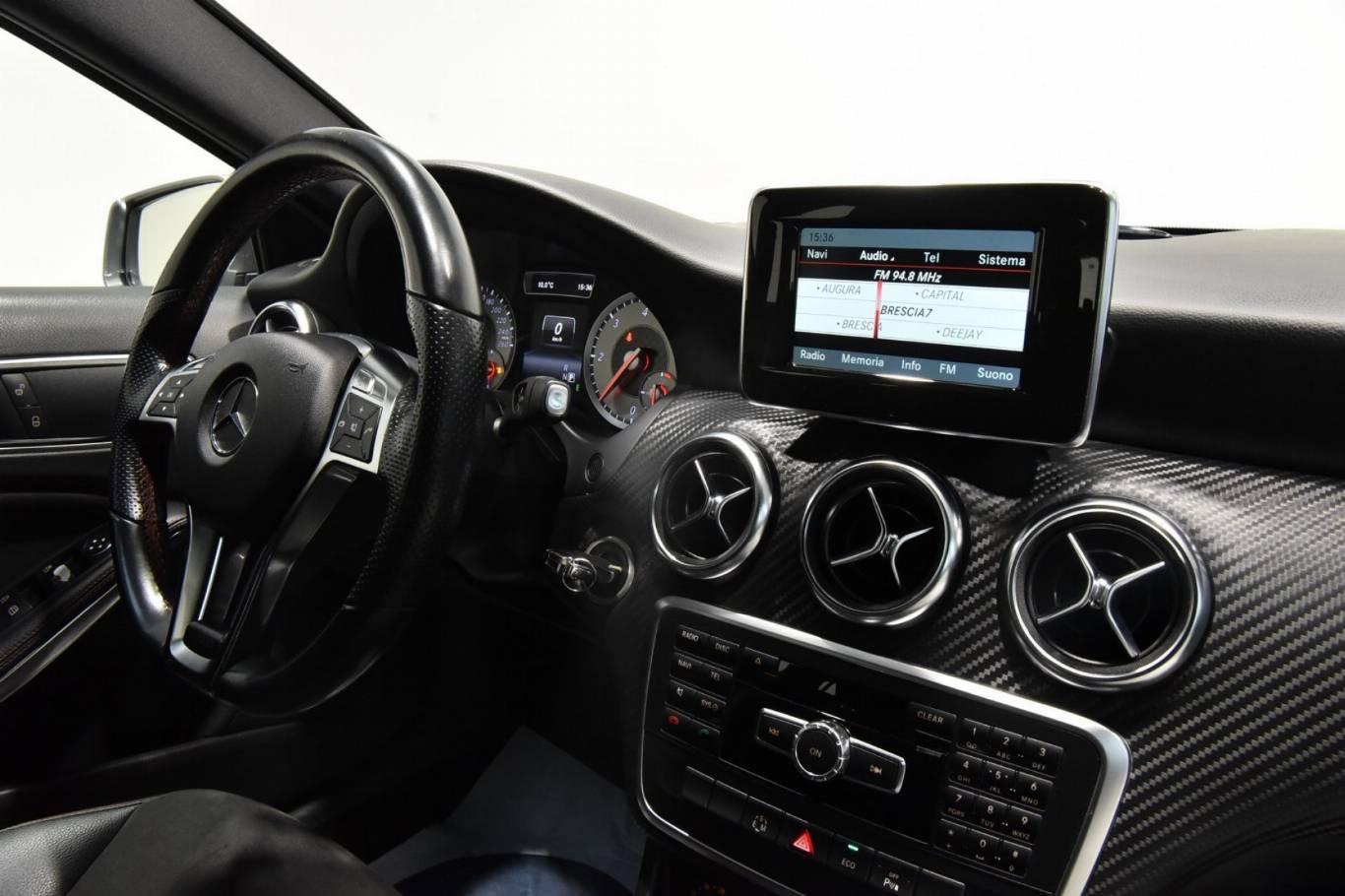 MERCEDES-BENZ A 180 18