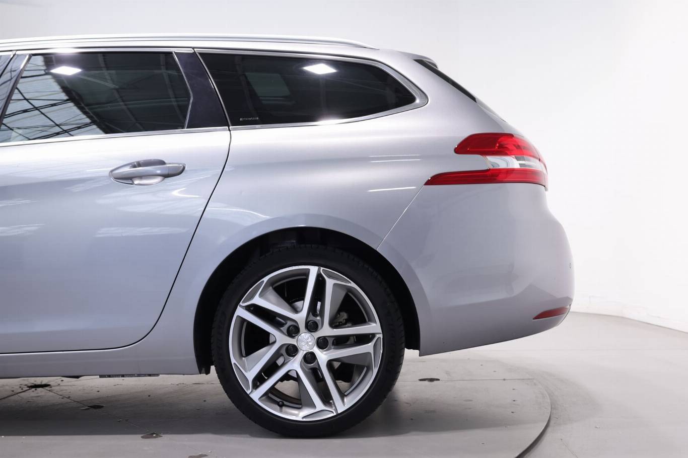 PEUGEOT 308 29