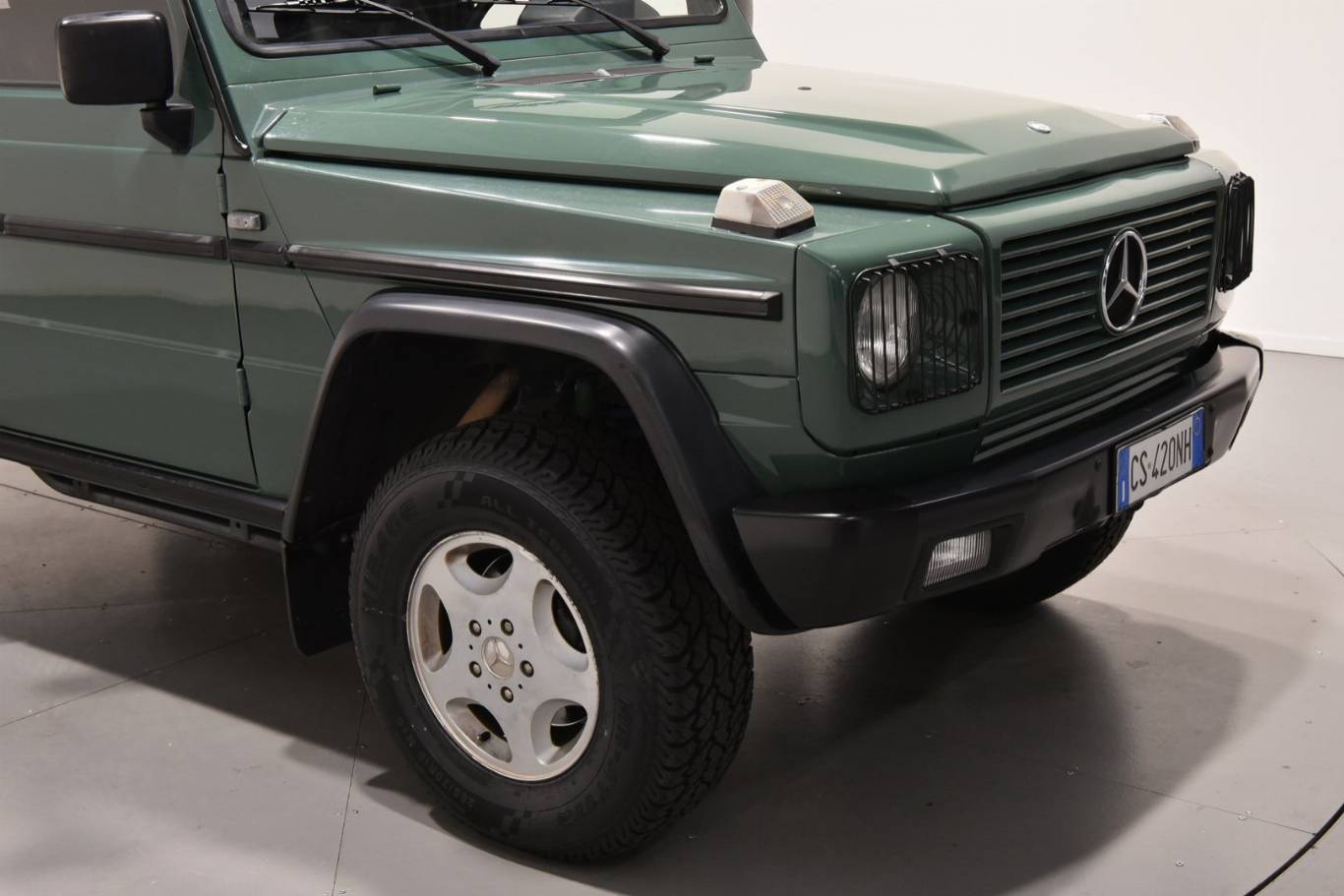 MERCEDES-BENZ G 320 48