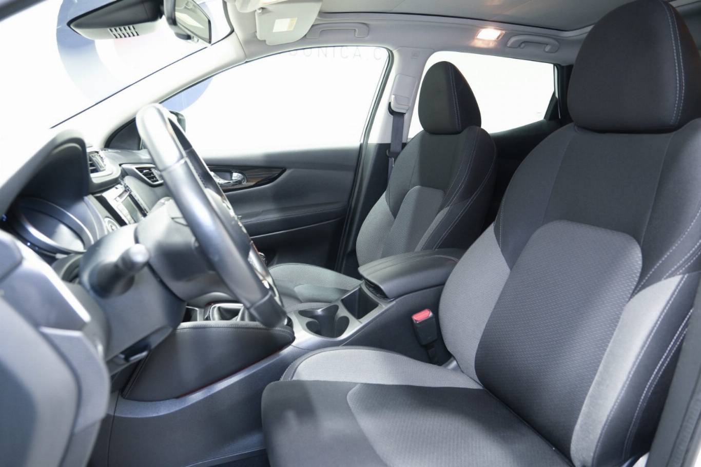 NISSAN Qashqai 6