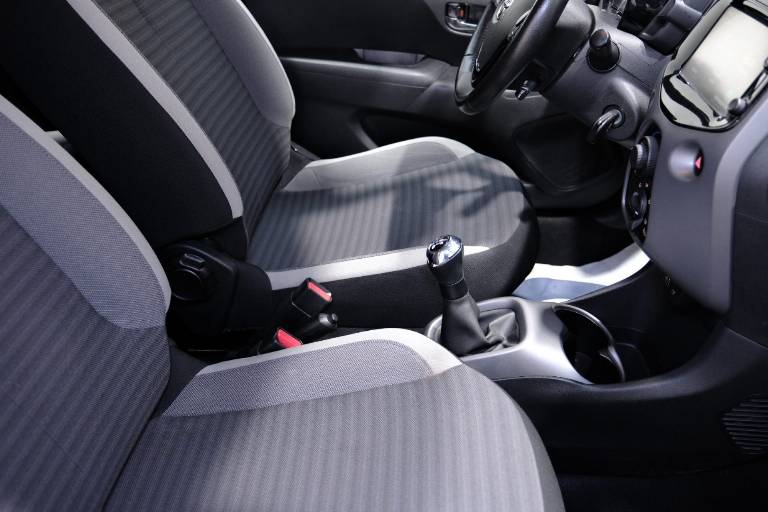 TOYOTA Aygo 52