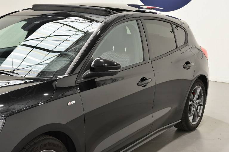FORD Focus 48