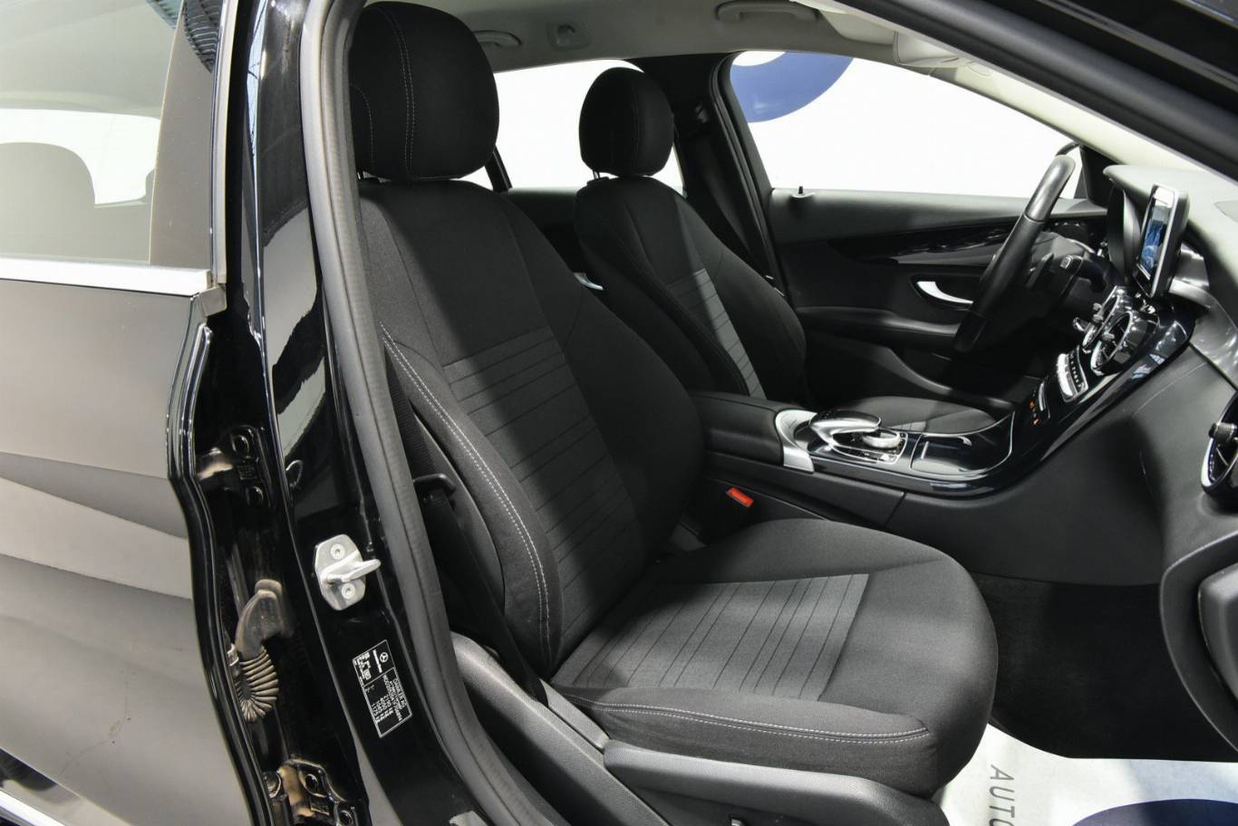 MERCEDES-BENZ C 220 19