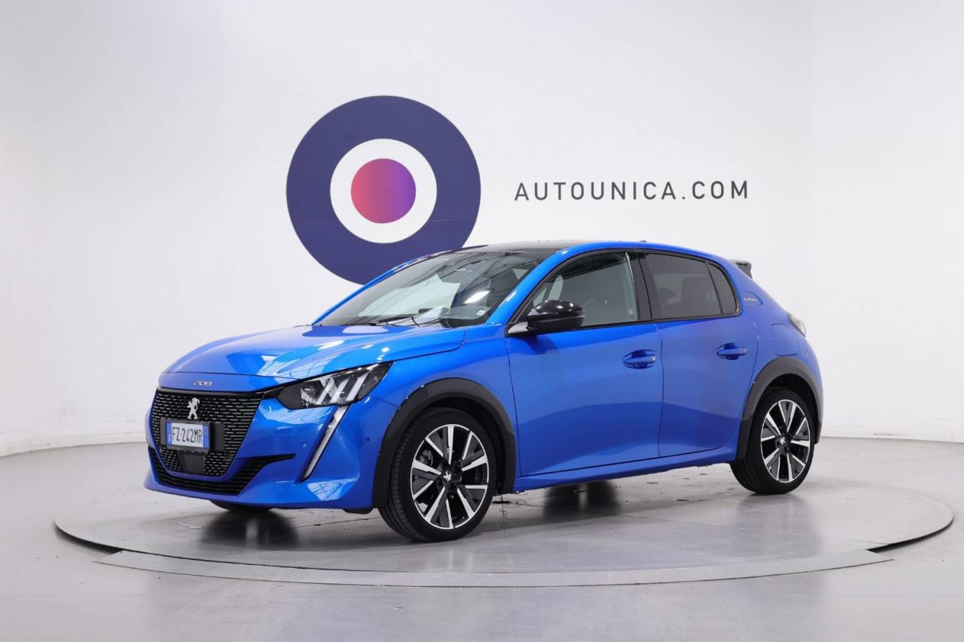 PEUGEOT 208 1