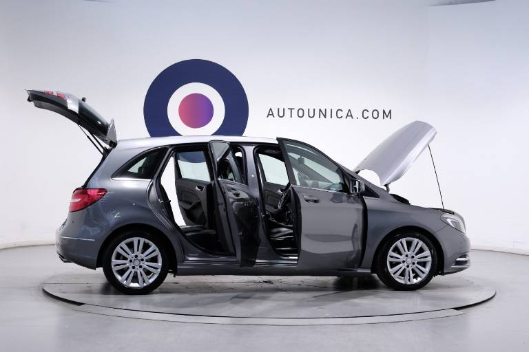 MERCEDES-BENZ B 200 70