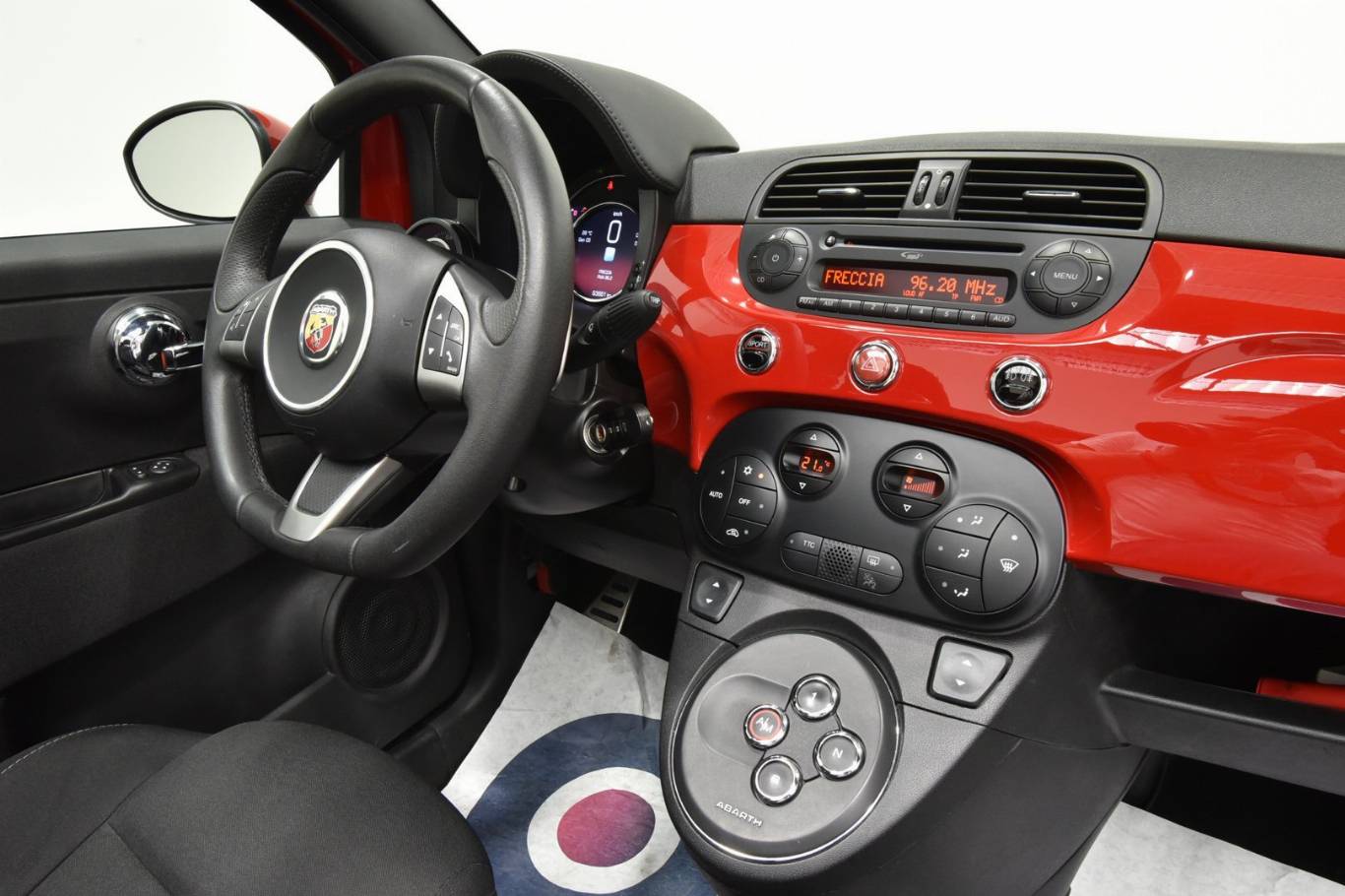 ABARTH 500C 24