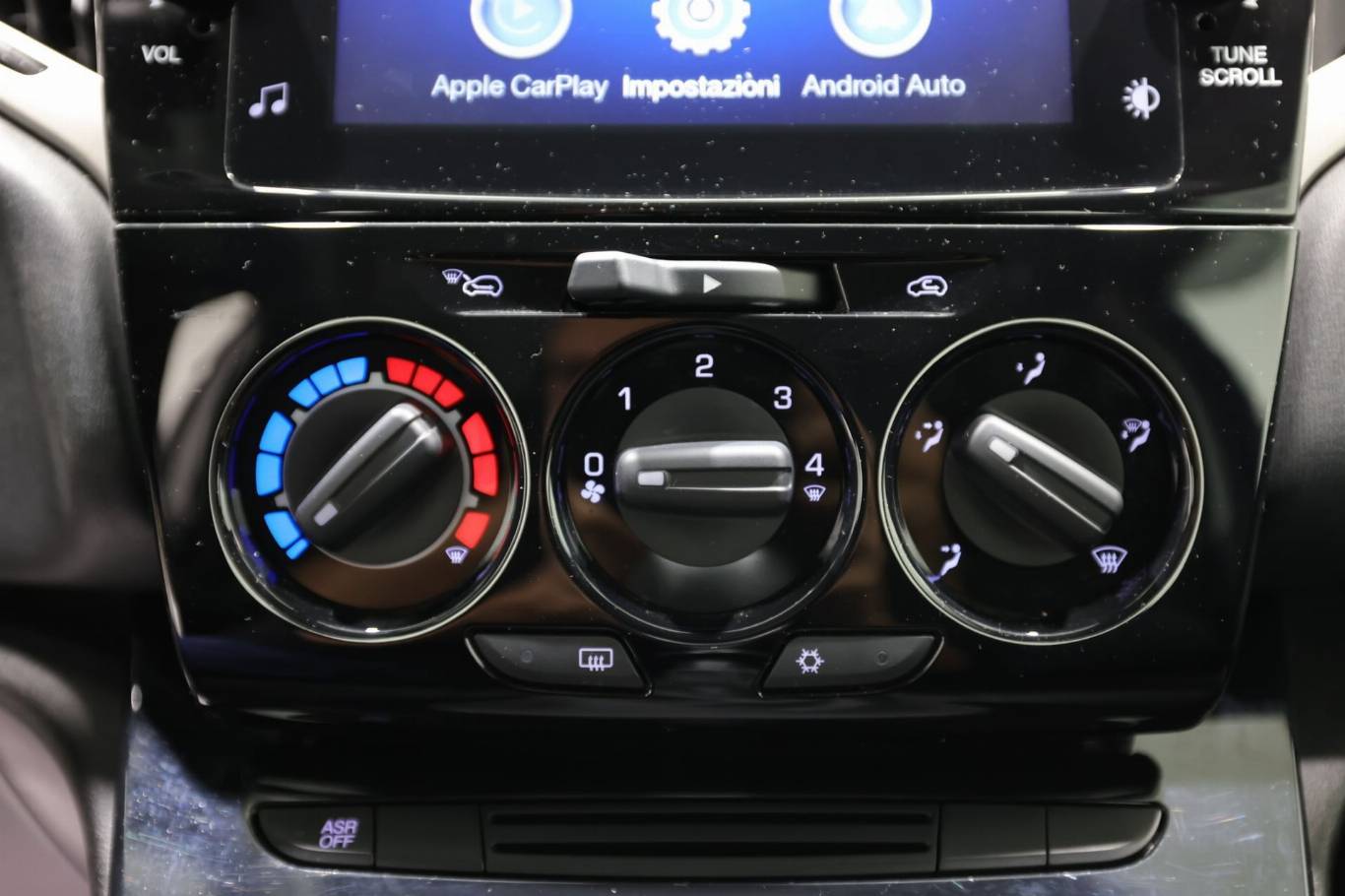 LANCIA Ypsilon 23