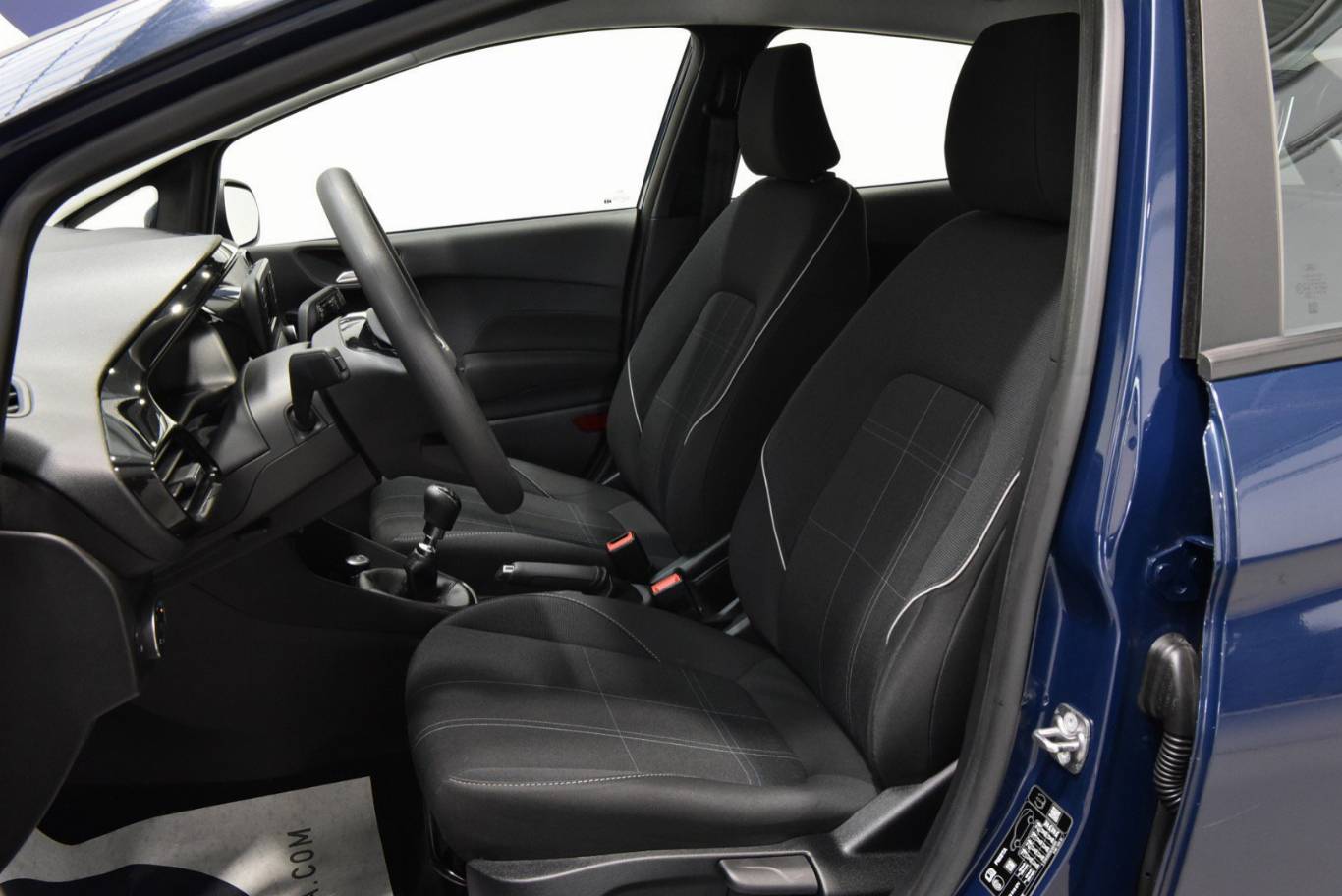FORD Fiesta 4