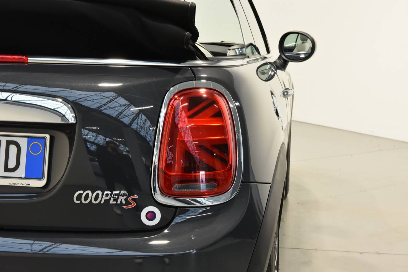 MINI Cooper S 18