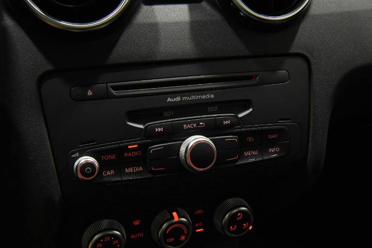 AUDI A1 37