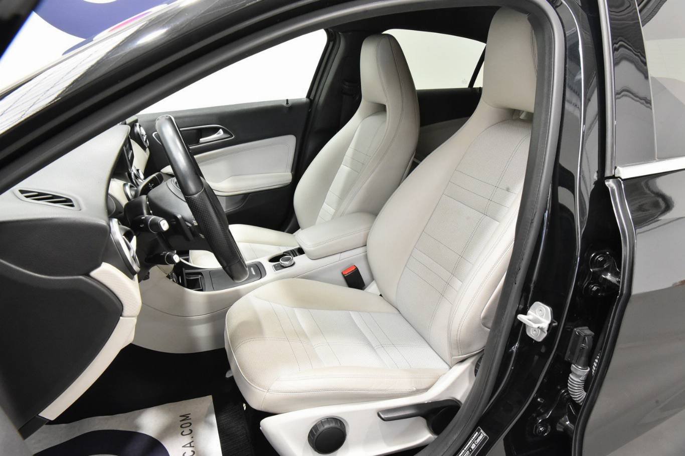 MERCEDES-BENZ A 180 4