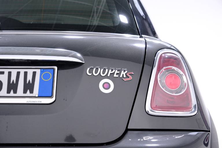 MINI Cooper S 33