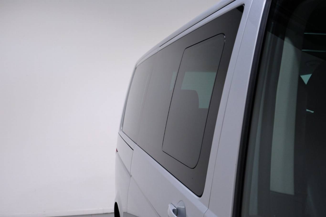 VOLKSWAGEN T5 Multivan 71