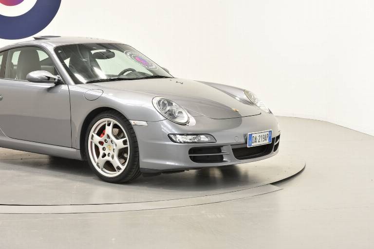 PORSCHE 911 37