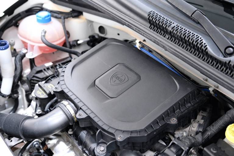 LANCIA Ypsilon 56