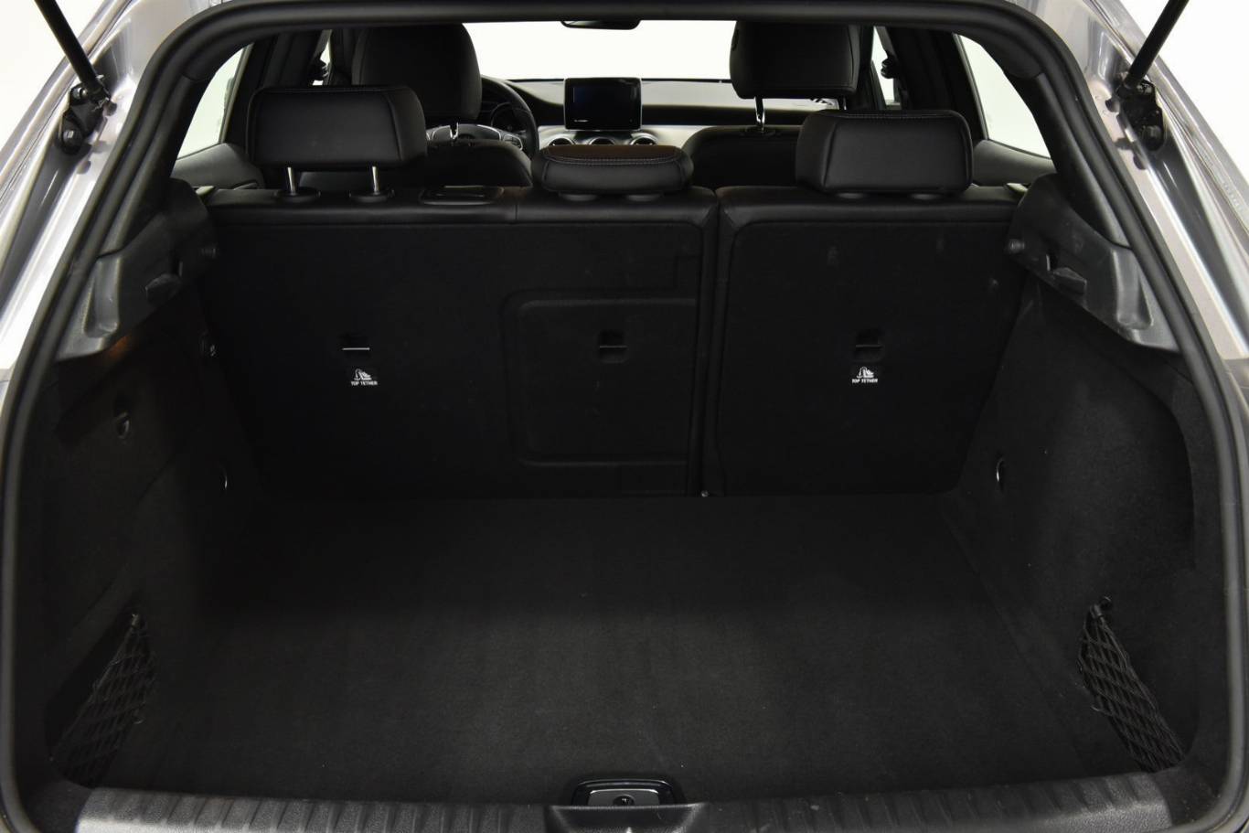 MERCEDES-BENZ GLA 200 13