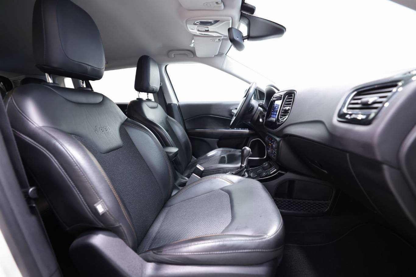 JEEP Compass 49