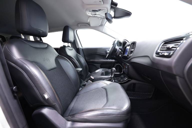 JEEP Compass 49