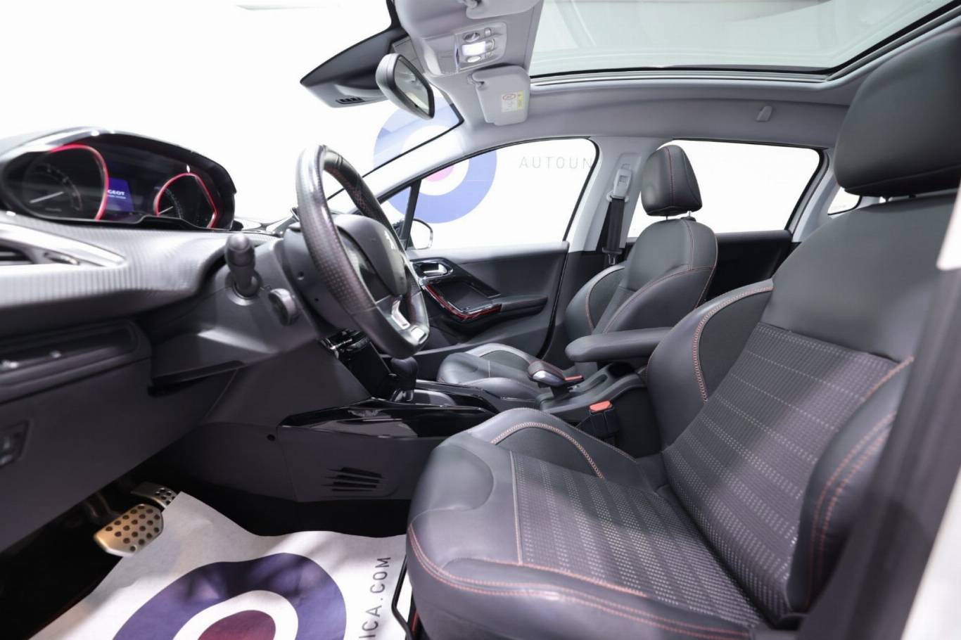 PEUGEOT 2008 19