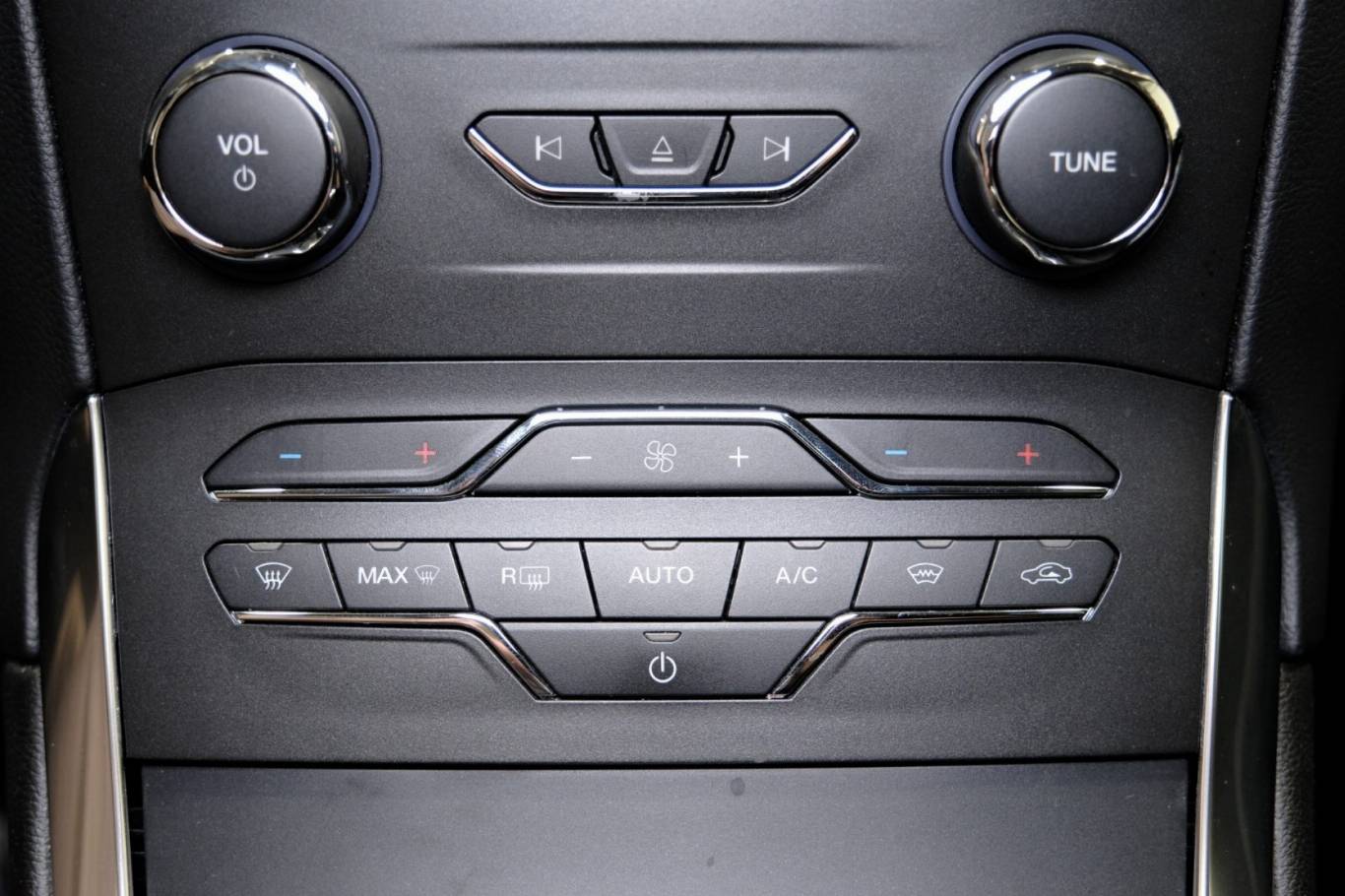 FORD S-Max 26