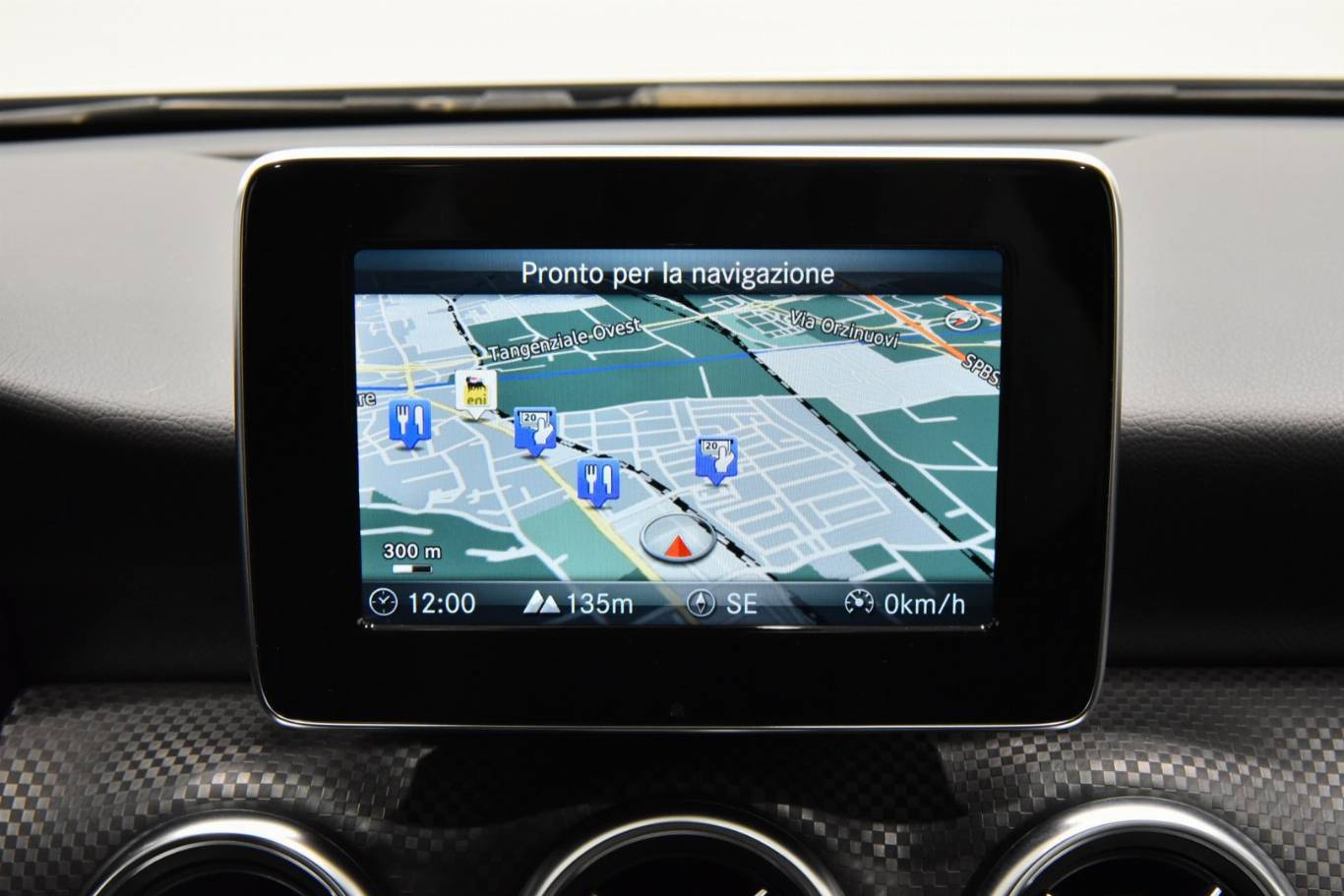 MERCEDES-BENZ A 180 11