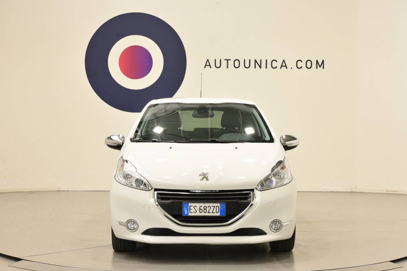 PEUGEOT 208 5