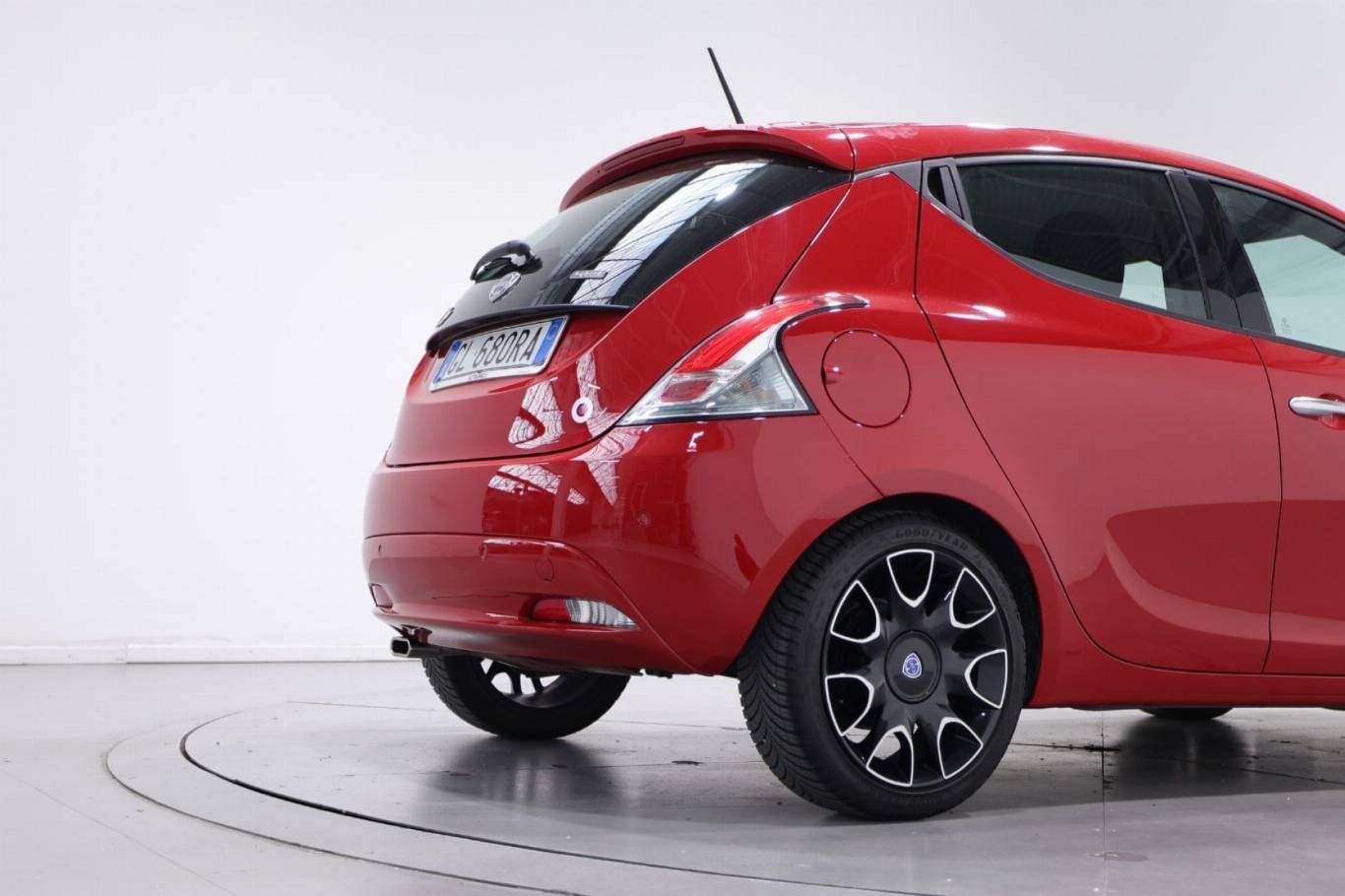 LANCIA Ypsilon 38