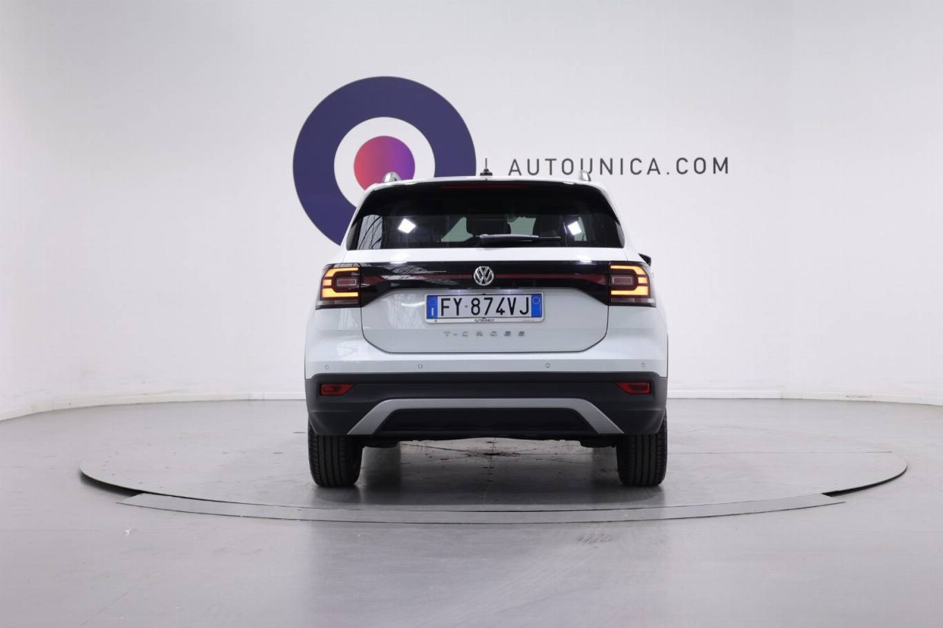 VOLKSWAGEN T-Cross 16